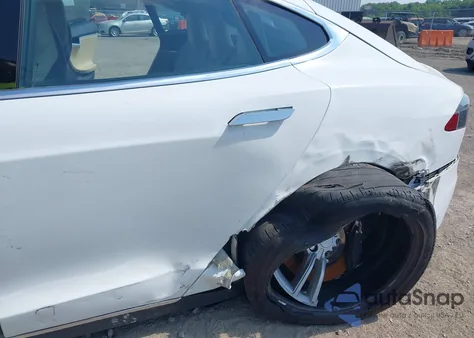 2016 Tesla Model S 60/70/75/85 from USA, damaged, VIN 5YJSA1E13GF129925